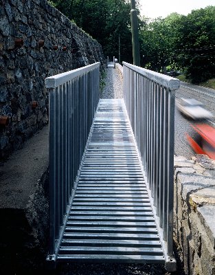 Cesta Jelením příkopem na Pražském hradě