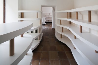 Knihkupectví Oliva, Klášter Dominikánů Praha 1