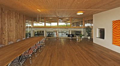 Sonberk a.s., vinařský dům v Popicích