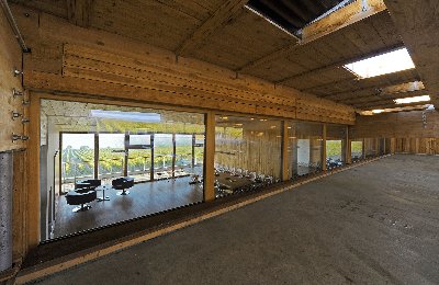 Sonberk a.s., vinařský dům v Popicích