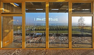 Sonberk a.s., vinařský dům v Popicích