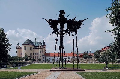 Aleš Veselý v prostorách Josefa Pleskota, Litomyšl