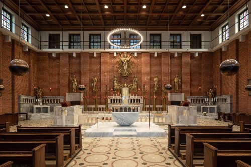 Kostel Nejsvětějšího Srdce Páně - Nová úprava liturgického prostoru