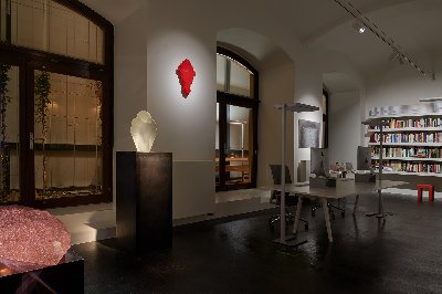  Josef Pleskot vytvořil v Karlíně loftový ateliér pro designéra Ronyho Plesla