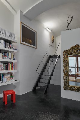  Josef Pleskot vytvořil v Karlíně loftový ateliér pro designéra Ronyho Plesla